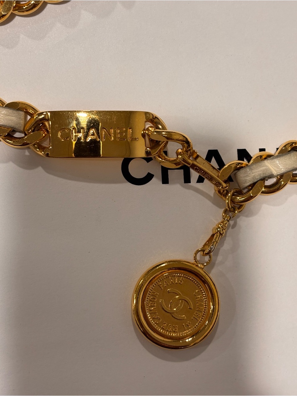 Authentic CHANEL vintage beige leather chain medallion belt 75cm - Picture 12 of 12